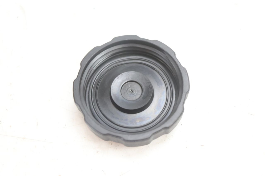 photo de FUEL TANK CAP PEUGEOT LUDIX ONE 50 (2004 - 2006) - Zoom on usage condition