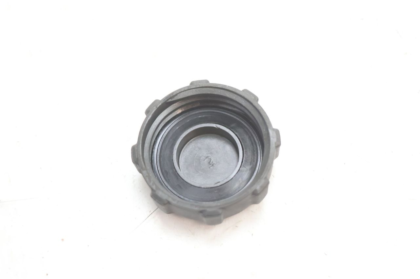 photo de FUEL TANK CAP PIAGGIO MP3 LT 300 (2010 - 2016) - Zoom on usage condition