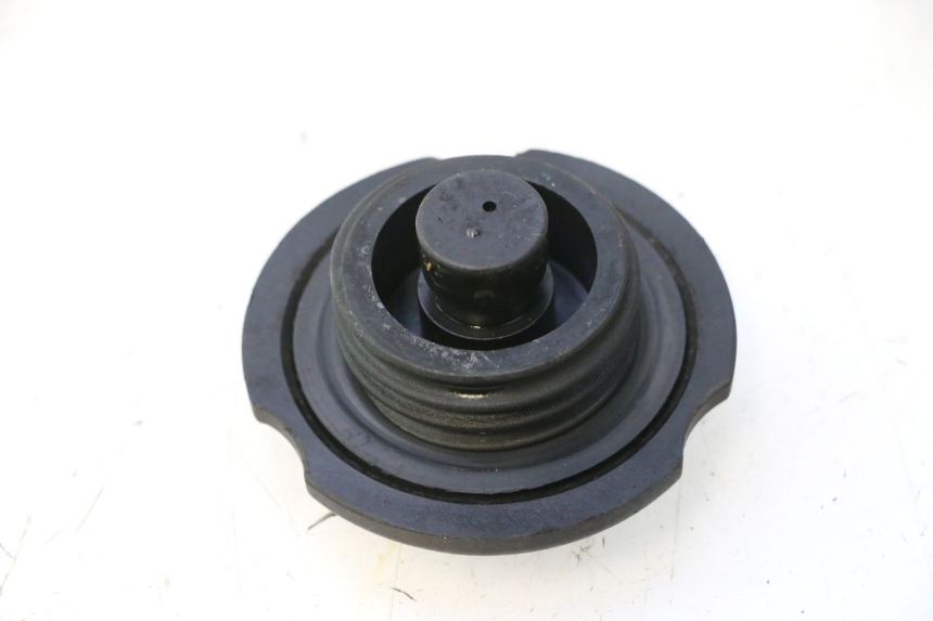photo de FUEL TANK CAP RIEJU MRT PRO SUPERMOTARD 50 (2007 - 2018) - Component detail