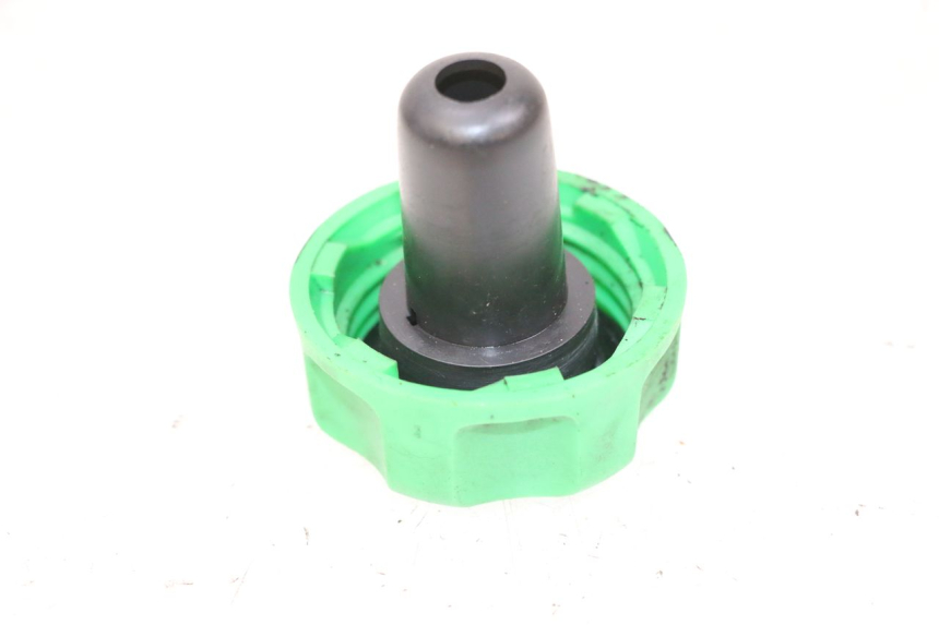 photo de FUEL TANK CAP YAMAHA NEO'S NEOS 2T 50 (1998 - 2007) - Zoom on usage condition