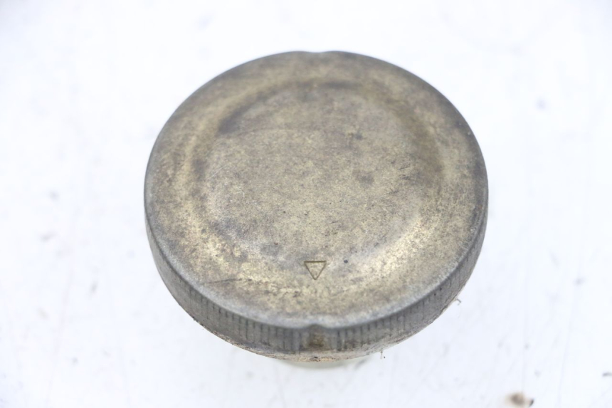photo de FUEL TANK CAP SYM ORBIT 2 4T 50 (2008 - 2017) - Zoom on usage condition