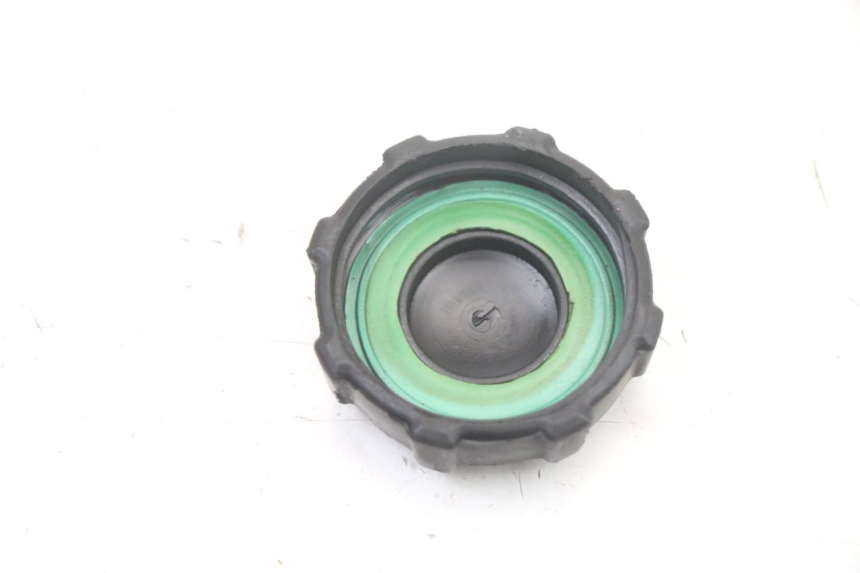 photo de FUEL TANK CAP PIAGGIO ZIP 4T 50 (2018 - 2020) - Zoom on usage condition