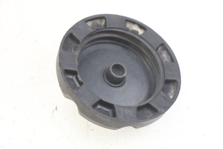 photo de FUEL TANK CAP YCF PILOT 125 - Zoom on usage condition