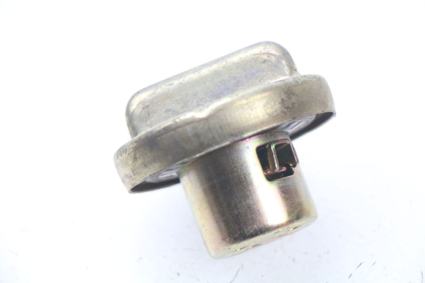 photo de FUEL TANK CAP TURBHO RP 50 (2018 - 2022) - Zoom on usage condition