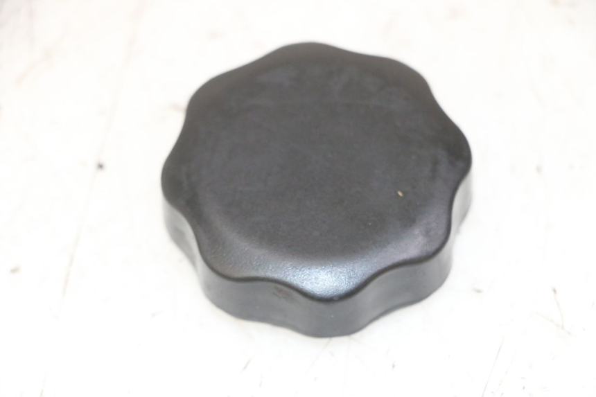 photo de FUEL TANK CAP APRILIA SCARABEO GT TOURING 125 (1999 - 2005) - Main view