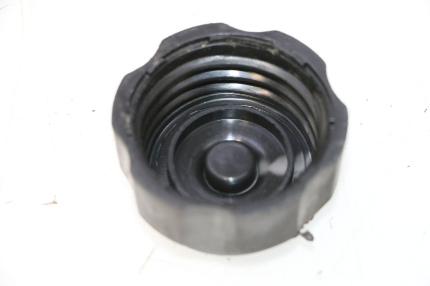 photo de FUEL TANK CAP DERBI SENDA 50 (2003 - 2005) - Component detail