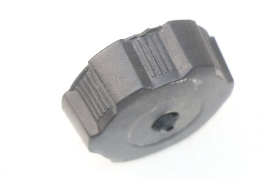 photo de FUEL TANK CAP ORION SPORTRAX 125 - Zoom on usage condition