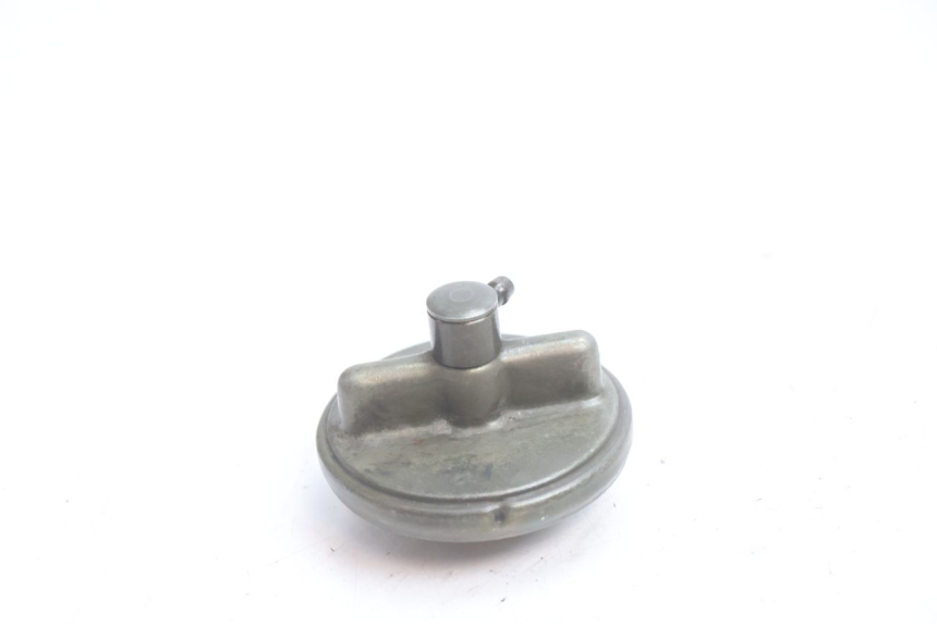 photo de FUEL TANK CAP HONDA ST PAN EUROPEAN 1100 (1990 - 2002) - Component detail