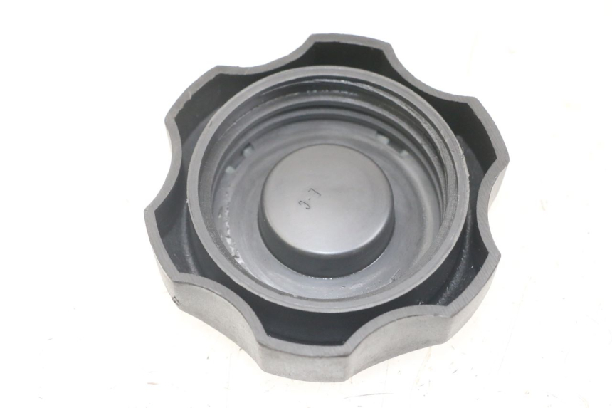photo de FUEL TANK CAP HYTRACK ST 170 (2020 - 2024) - Component detail