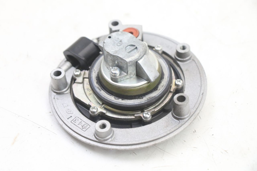 photo de FUEL TANK CAP SUZUKI GSX F GSXF 650 (2007 - 2015) - Product overview