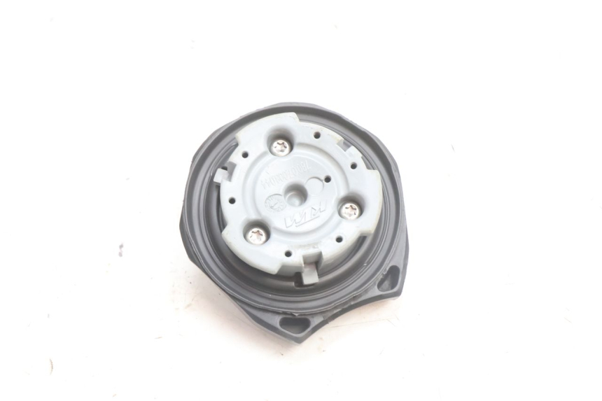 photo de FUEL TANK CAP HUSABERG TE 250 (2011 - 2014) - Fixing points details