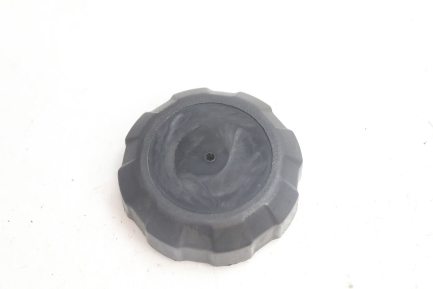 photo de FUEL TANK CAP PEUGEOT TREKKER 50 (1995 - 2004) - Main view