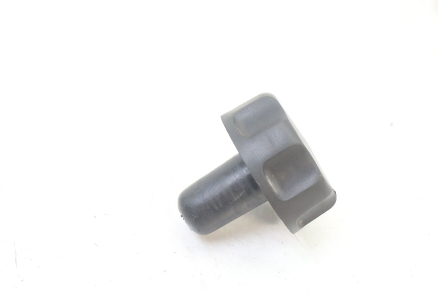 photo de FUEL TANK CAP YAMAHA WHY 50 (1998 - 2000) - Main view