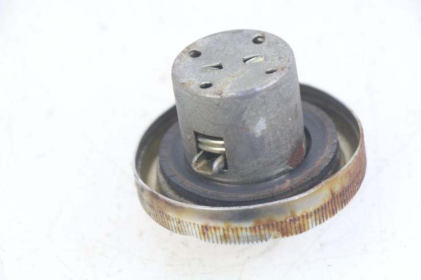 photo de FUEL TANK CAP SHINERAY XY250 STXE 250 (2006 - 2012) - Component detail