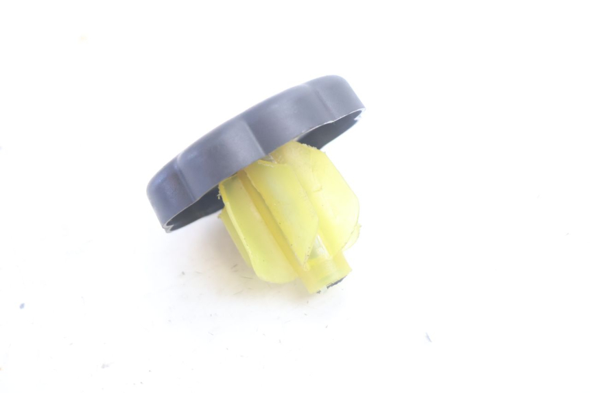 photo de FUEL TANK CAP YAMAHA YP MAJESTY 125 (2007 - 2010) - Component detail