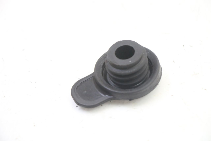 photo de OIL TANK CAP MBK BOOSTER NEXT GENERATION 50 (1995 - 1998) - Zoom on usage condition