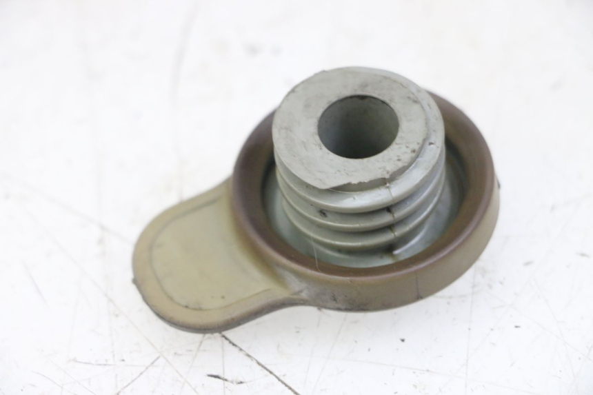 photo de OIL TANK CAP MBK BOOSTER SPIRIT NAKED 50 (2004 - 2017) - Component detail