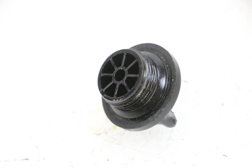 photo de OIL TANK CAP SUZUKI BURGMAN 650 (2013 - 2020) - Component detail