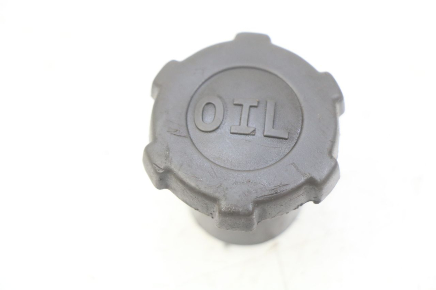 photo de OIL TANK CAP PIAGGIO HEXAGON 2T 125 (1994 - 1998) - Main view