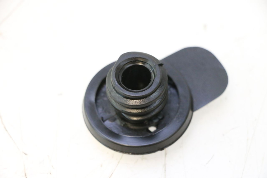 photo de OIL TANK CAP RIDE KALLIO 50 (2010 - 2019) - Component detail