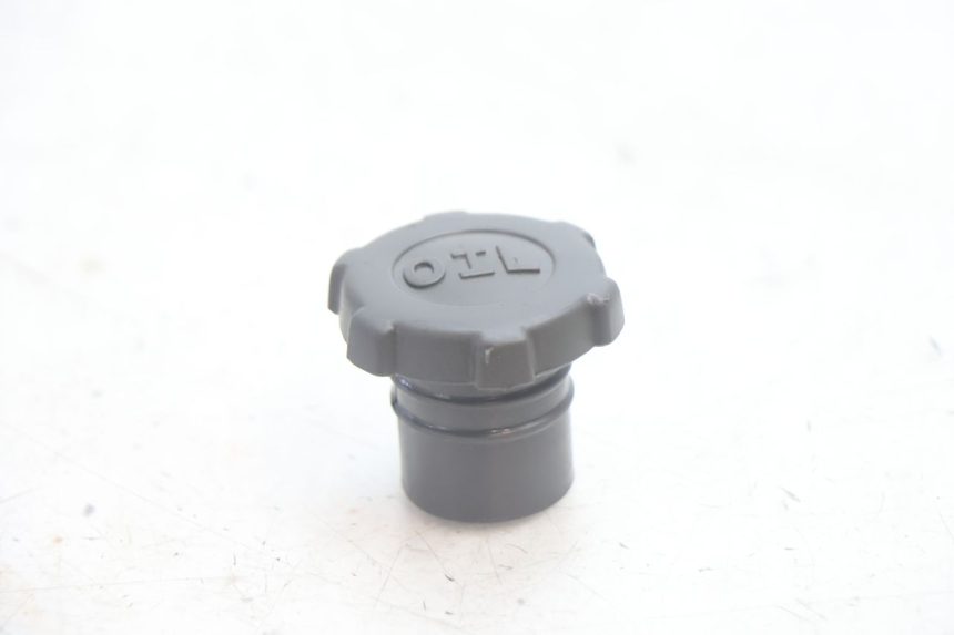 photo de OIL TANK CAP PIAGGIO LIBERTY 50 (1998 - 2003) - Main view