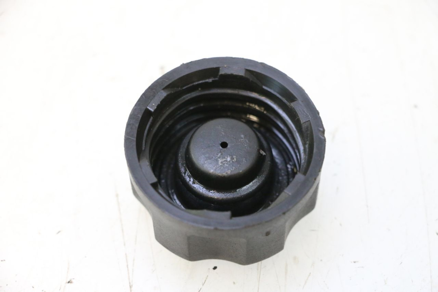 photo de OIL TANK CAP PEUGEOT LUDIX SNAKE 2T 50 (2004 - 2014) - Component detail