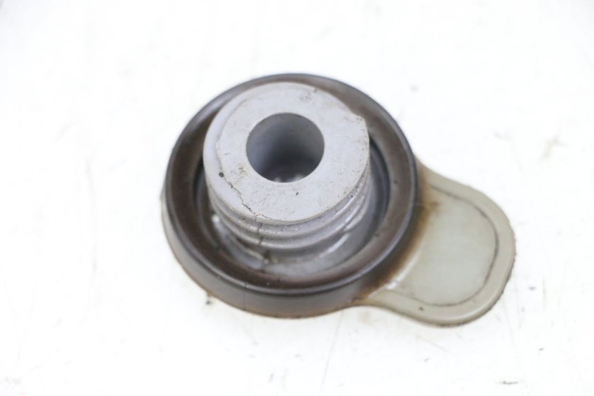 photo de OIL TANK CAP YAMAHA NEO'S NEOS 2T 50 (1998 - 2007) - Zoom on usage condition