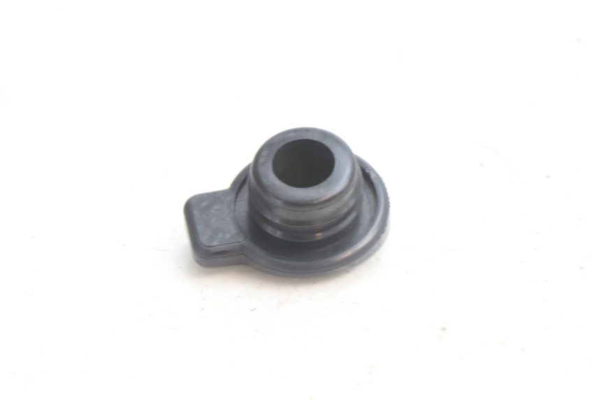 photo de OIL TANK CAP PIAGGIO NEW TYPHOON 50 (2018 - 2021) - Alternative perspective