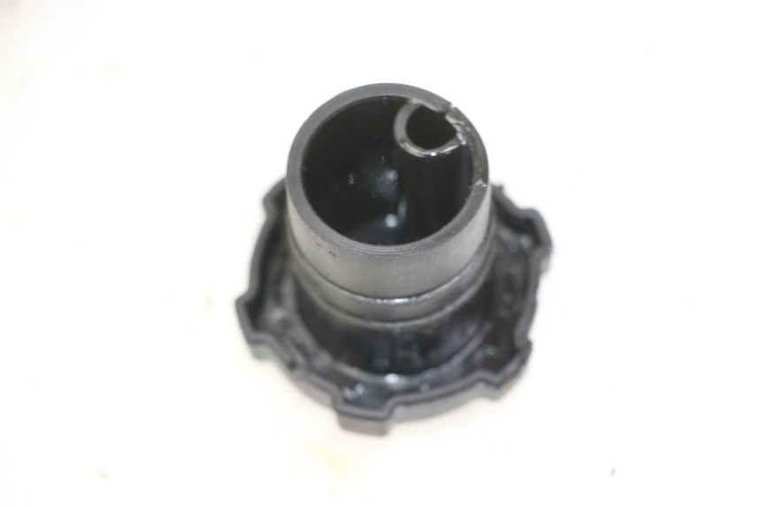 photo de OIL TANK CAP PIAGGIO FLY 2T 50 (2004 - 2017) - Component detail