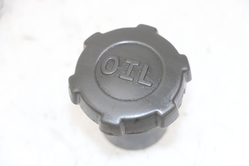photo de OIL TANK CAP PIAGGIO VESPA S 2T 50 (2007 - 2014) - Main view