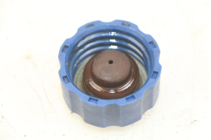 photo de OIL TANK CAP PEUGEOT SATELIS 125 (2006 - 2009) - Component detail