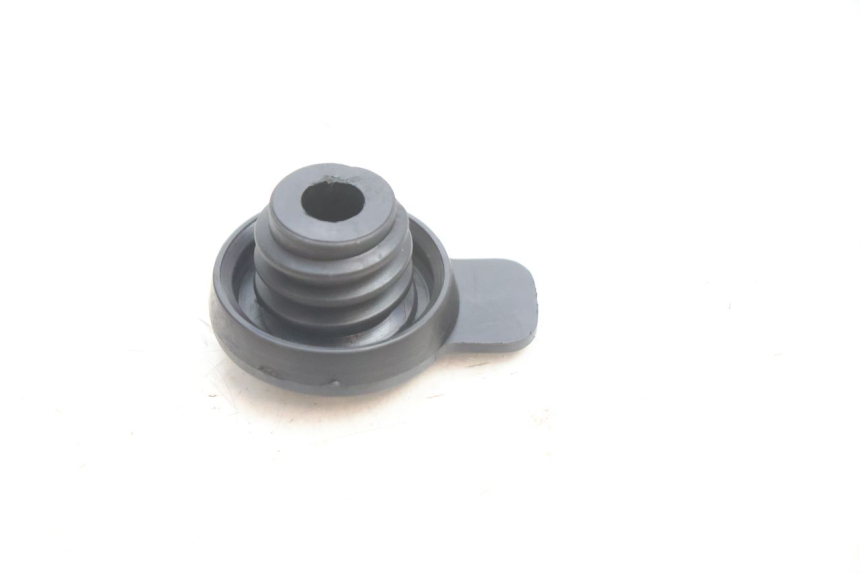 photo de OIL TANK CAP KYMCO SUPER 8 2T 50 (2007 - 2013) - Alternative perspective