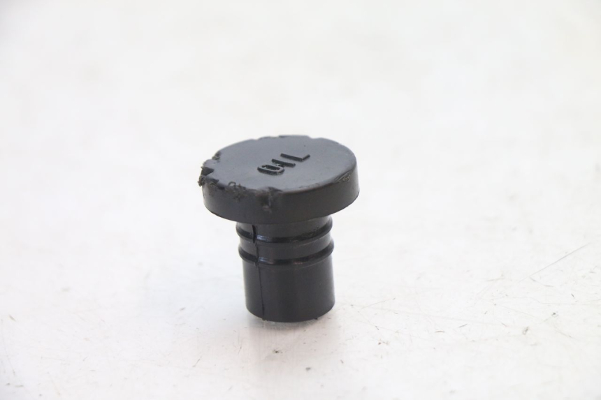photo de OIL TANK CAP PIAGGIO VESPA PK FL 2T 50 (1990 - 1996) - Main view
