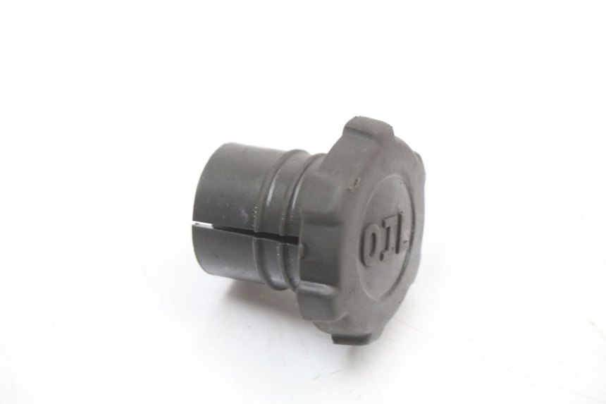 photo de OIL TANK CAP PIAGGIO VESPA S 2T 50 (2007 - 2014) - Zoom on usage condition