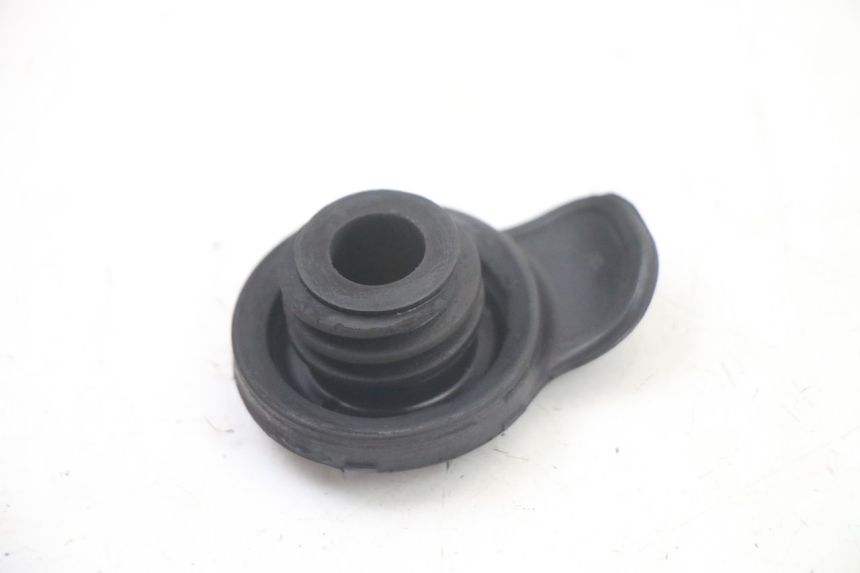 photo de OIL TANK CAP YAMAHA BW'S NG NEXT GENERATION 50 (1996 - 2003) - Zoom on usage condition