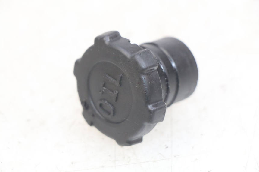 photo de OIL TANK CAP PIAGGIO ZIP 2T 50 (2009 - 2019) - Main view