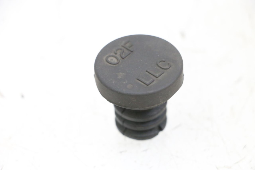 photo de EXPANSION BOTTLE CAP SUZUKI BURGMAN 650 (2013 - 2020) - Zoom on usage condition