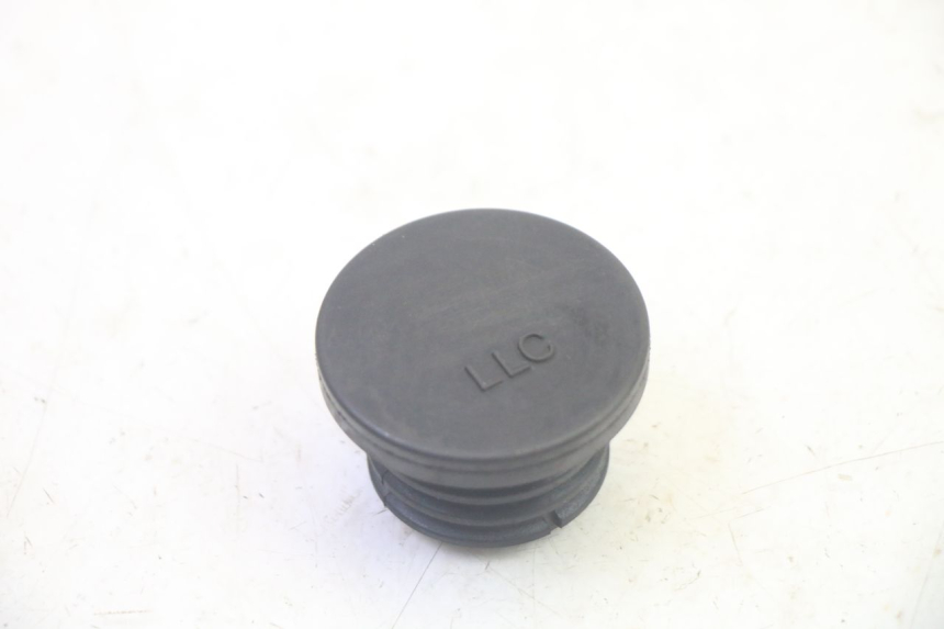 photo de EXPANSION BOTTLE CAP SUZUKI DL V STROM 1000 (2002 - 2007) - Component detail