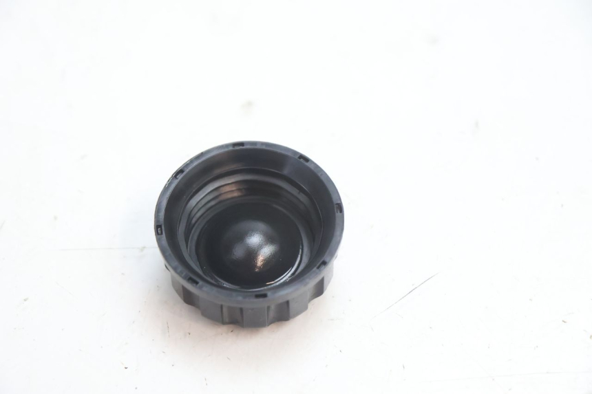 photo de EXPANSION BOTTLE CAP KAWASAKI ER-6 ER6 N 650 (2005 - 2009) - Zoom on usage condition