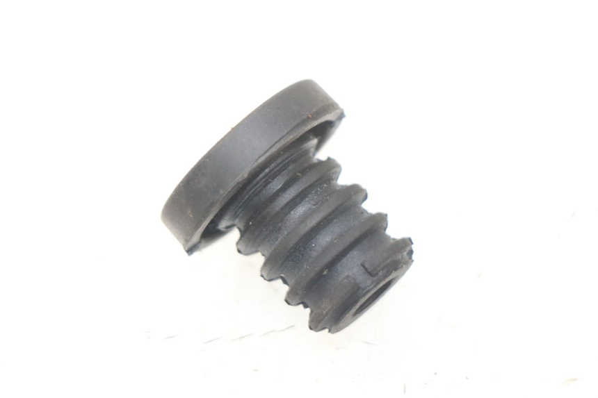 photo de EXPANSION BOTTLE CAP SUZUKI GSX-R GSXR 600 (2001 - 2003) - Zoom on usage condition