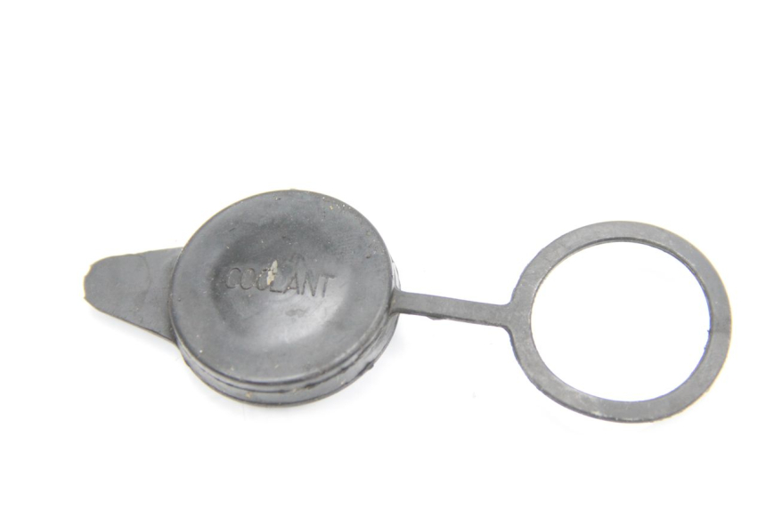 photo de EXPANSION BOTTLE CAP SYM GTS EFI ABS 125 (2012 - 2016) - Zoom on usage condition