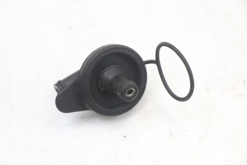 photo de EXPANSION BOTTLE CAP HONDA CBR F 1000 (1993 - 1996) - Component detail