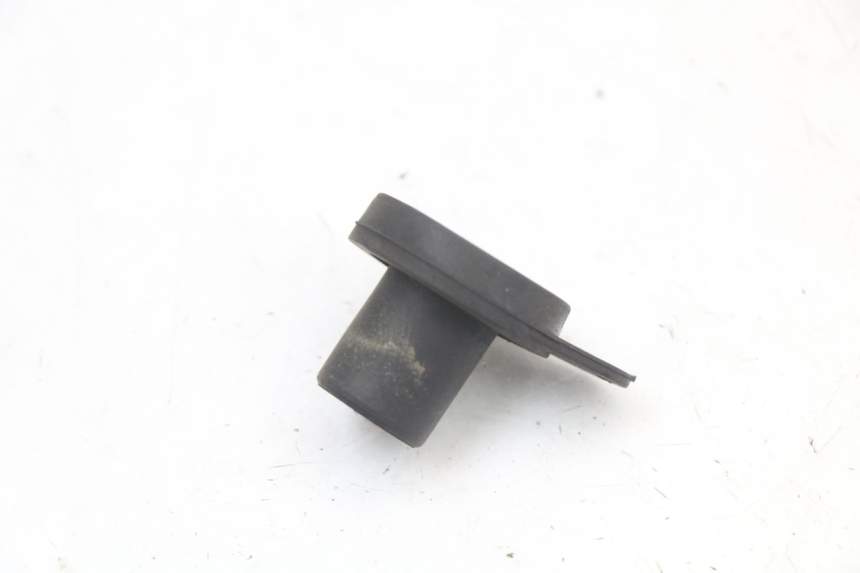 photo de EXPANSION BOTTLE CAP HONDA FES S-WING SWING 125 (2007 - 2015) - Component detail