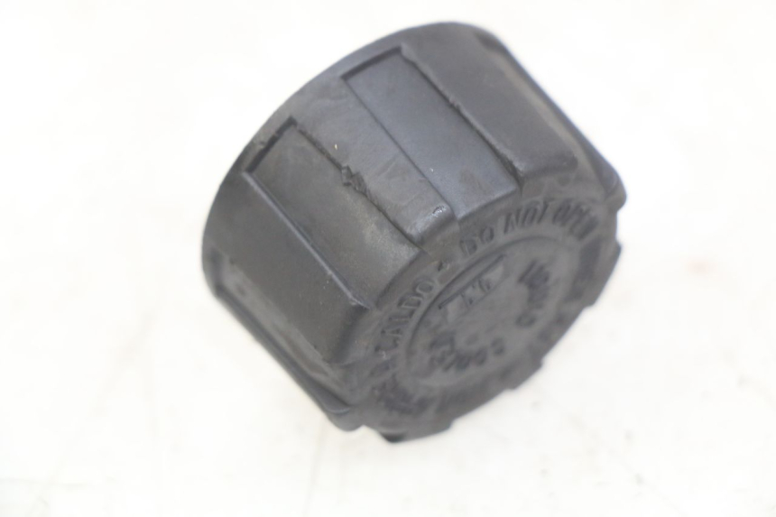 photo de EXPANSION TANK CAP GILERA NEXUS 125 (2007 - 2009) - Component detail