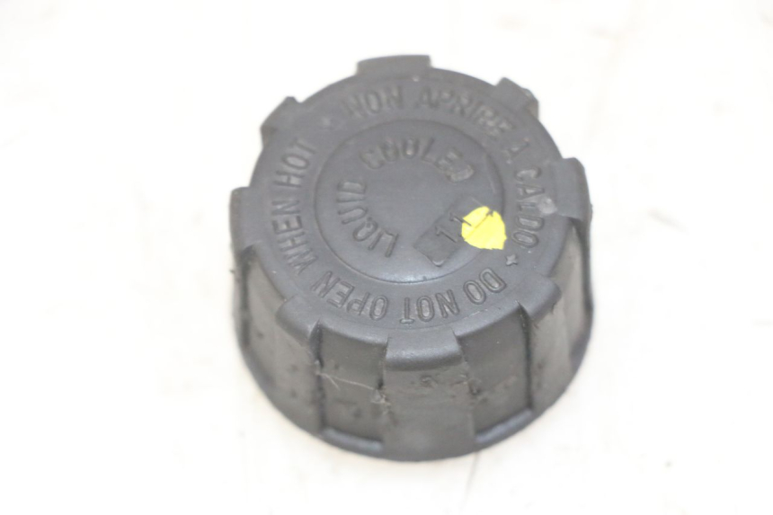 photo de EXPANSION TANK CAP GILERA NEXUS 125 (2009 - 2013) - Main view