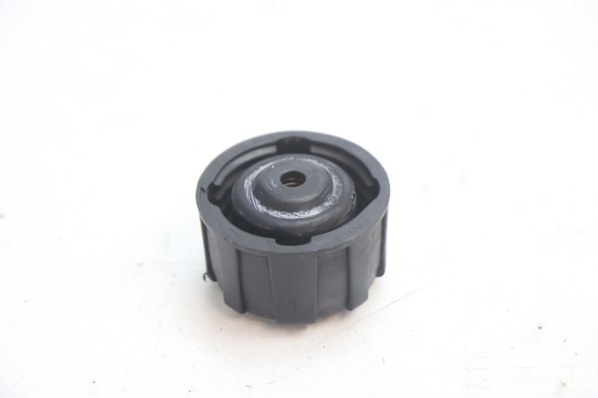 photo de EXPANSION BOTTLE CAP MBK NITRO 50 (2004 - 2008) - Zoom on usage condition
