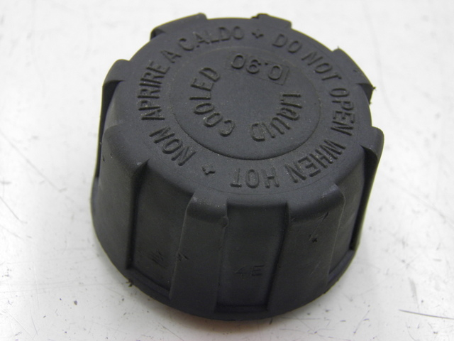 photo de EXPANSION BOTTLE CAP PIAGGIO BEVERLY 125 (1998 - 2005) - Main view