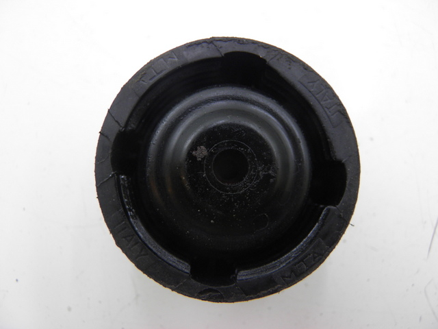 photo de EXPANSION BOTTLE CAP PIAGGIO XEVO - X EVO 125 (2010 - 2015) - Component detail