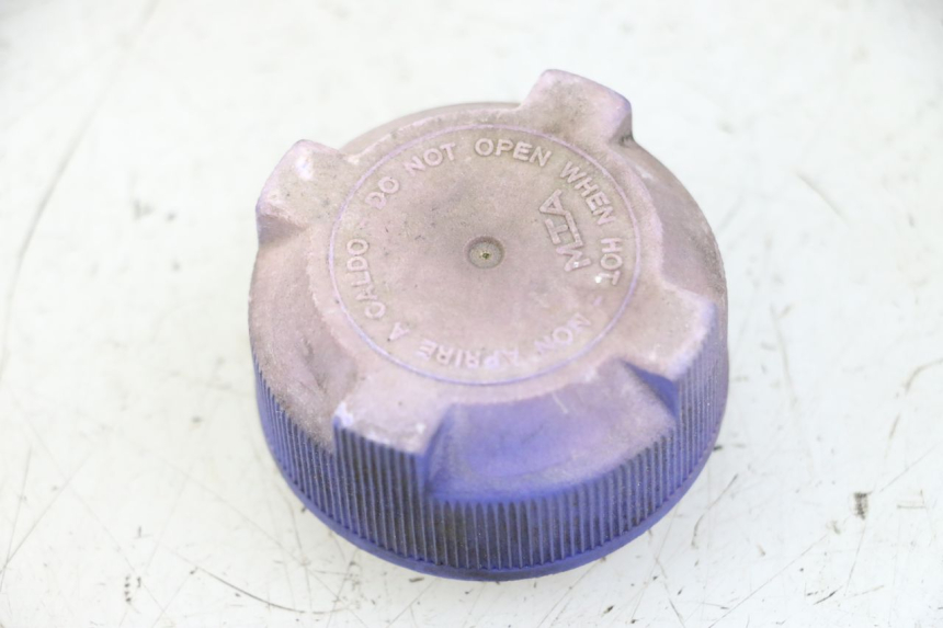 photo de EXPANSION BOTTLE CAP PEUGEOT SATELIS 125 (2013 - 2018) - Main view