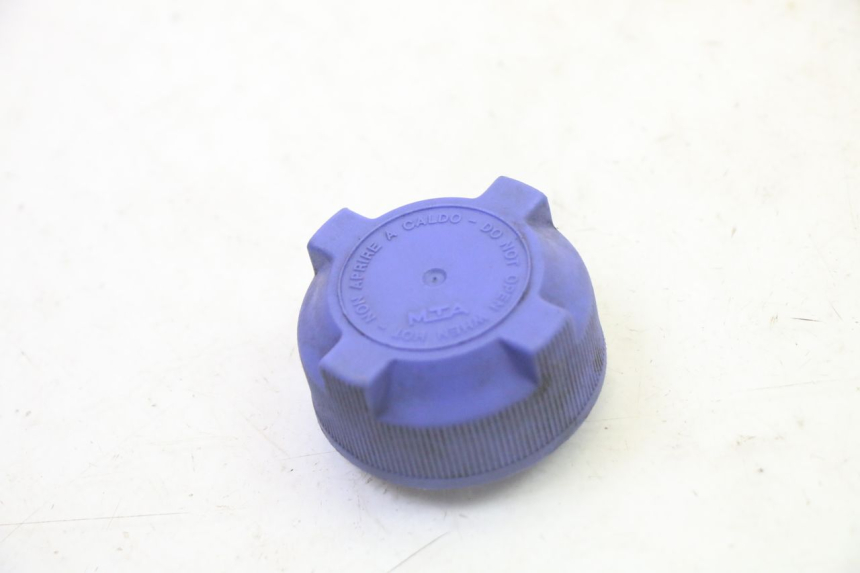 photo de EXPANSION BOTTLE CAP PEUGEOT SATELIS 125 (2013 - 2018) - Component detail